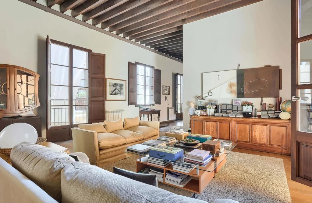 Property photo 1 of 1