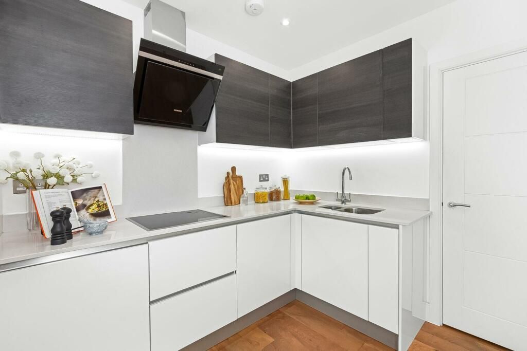 Property photo 2 of 3