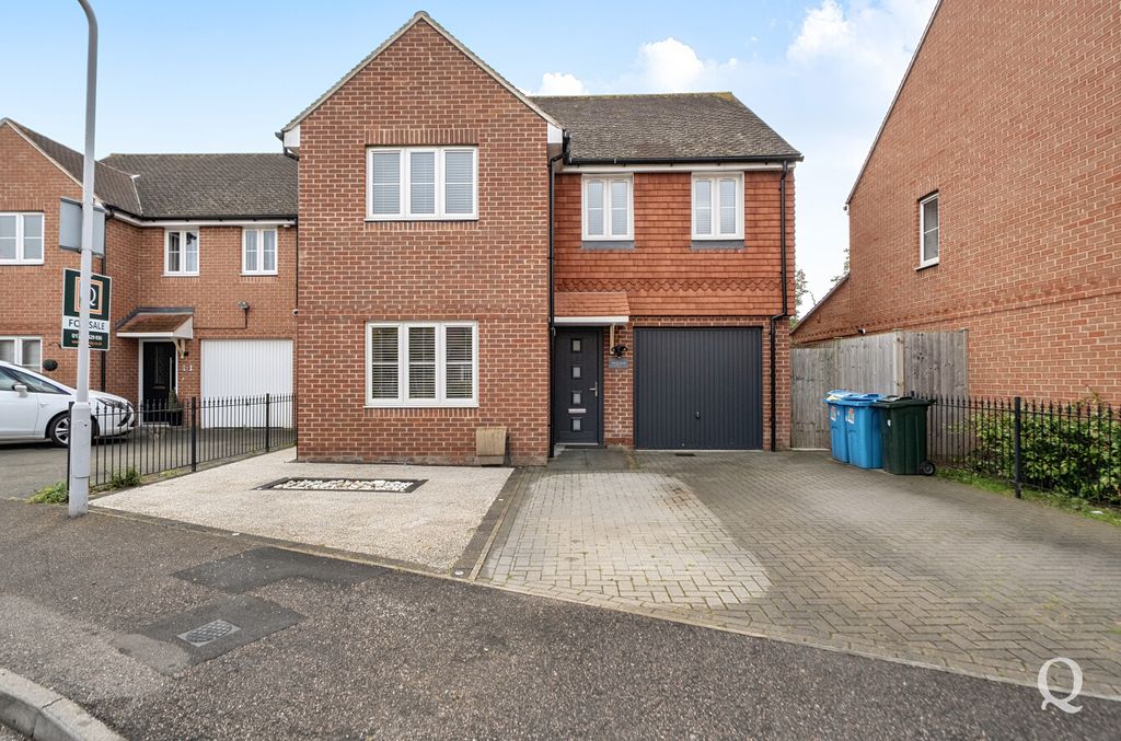 Property photo 1 of 24 390B000c-9c56-456...