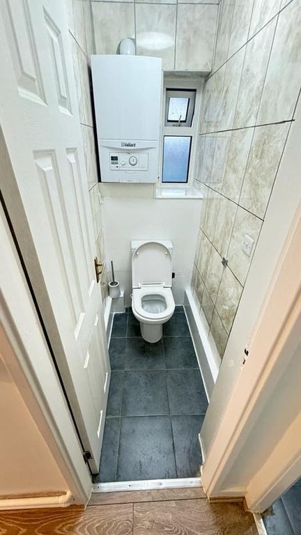 Property photo 2 of 6