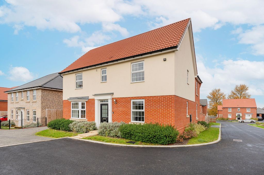 Property photo 1 of 24