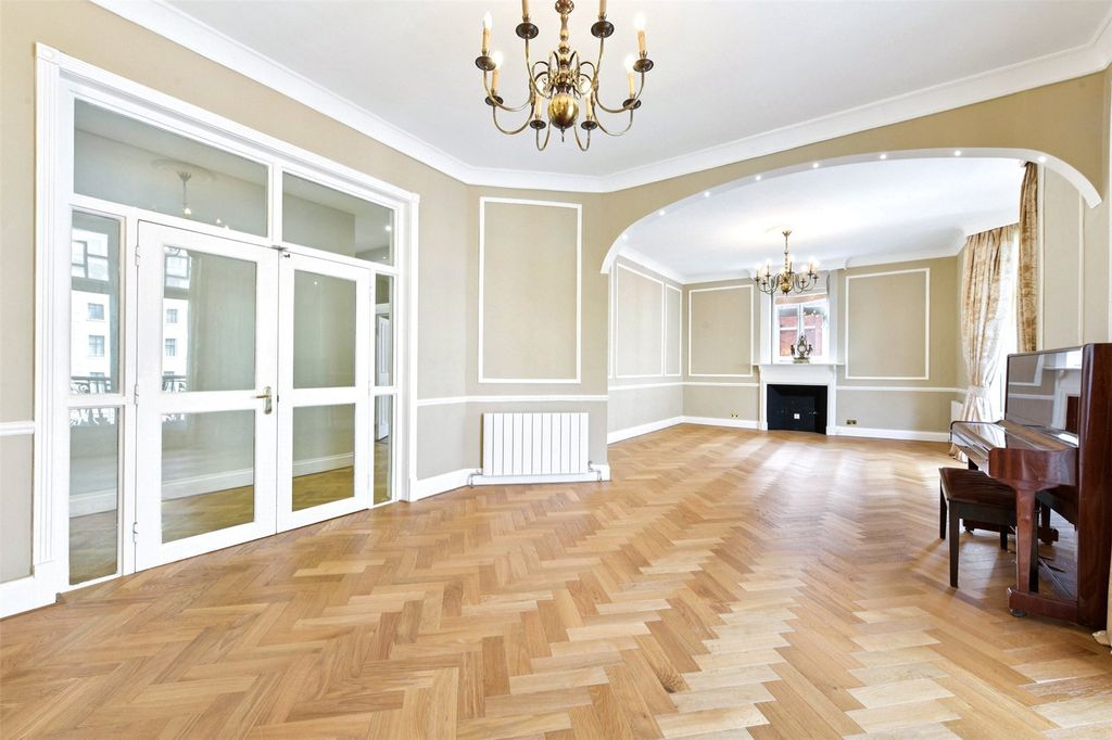 Property photo 3 of 22 Reception Room