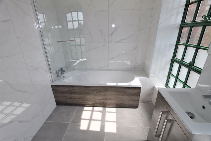 Property photo 2 of 12 Photo 1