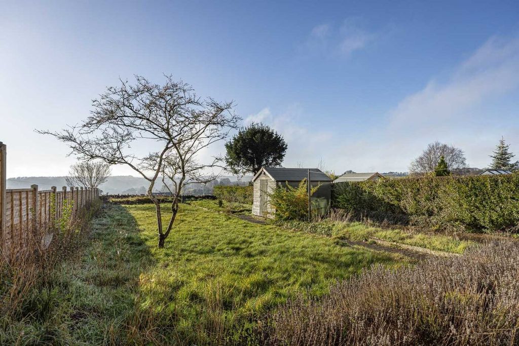 Property photo 2 of 22