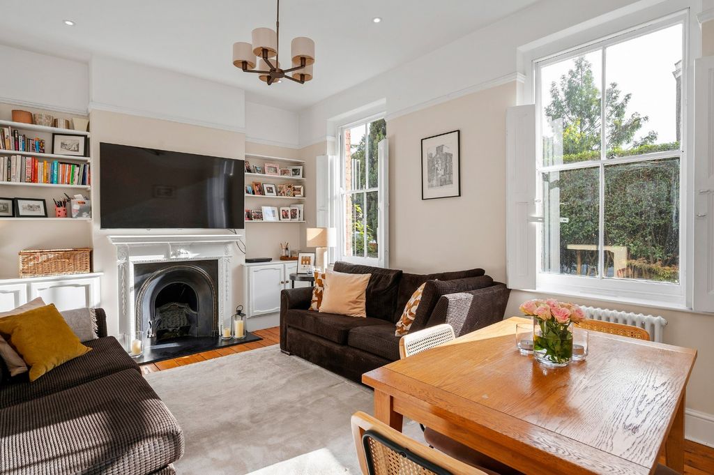 Property photo 3 of 16 Reception Room