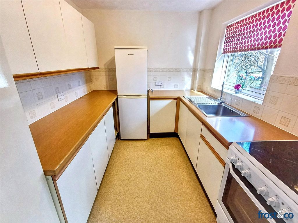 Property photo 3 of 13 Kitchen