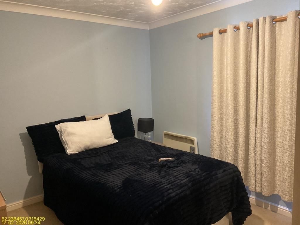 Property photo 3 of 6 Bedroom 1.Jpeg