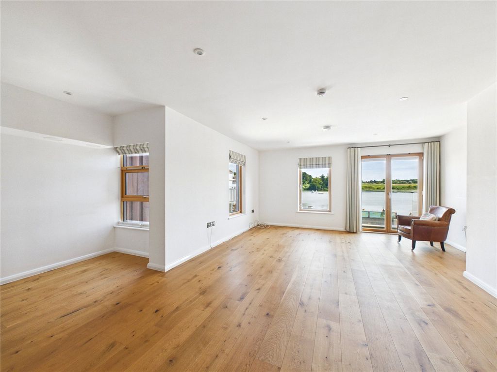 Property photo 3 of 13 Picture No. 03