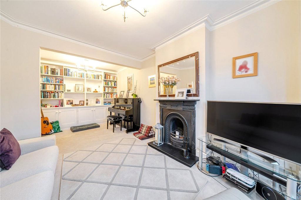 Property photo 3 of 18 Picture No. 32