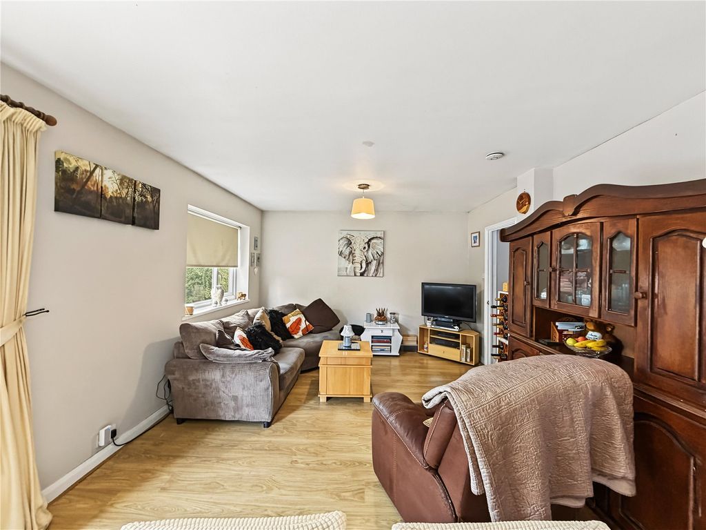 Property photo 3 of 17 Picture No. 05