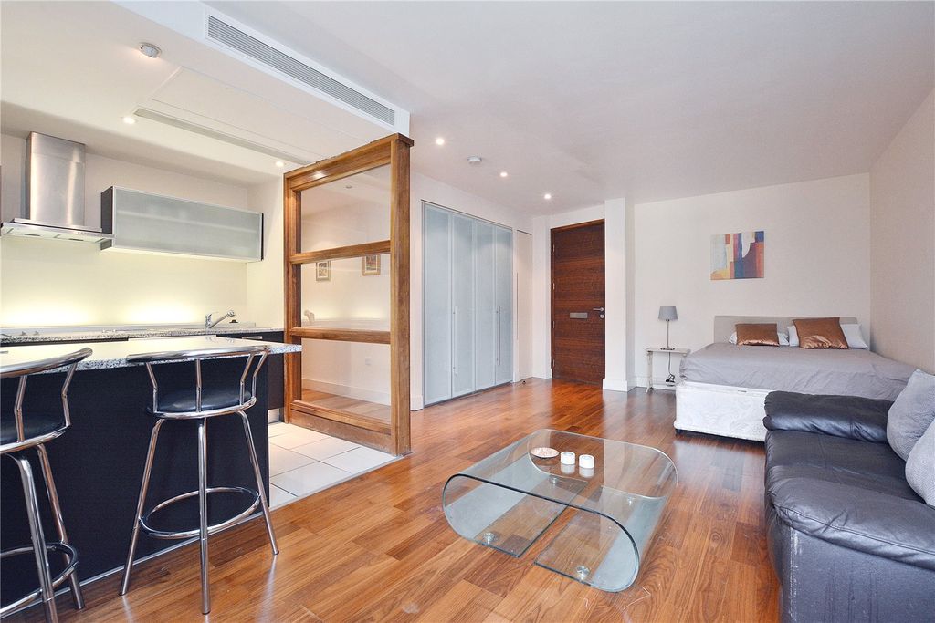 Property photo 1 of 11 Picture No. 07