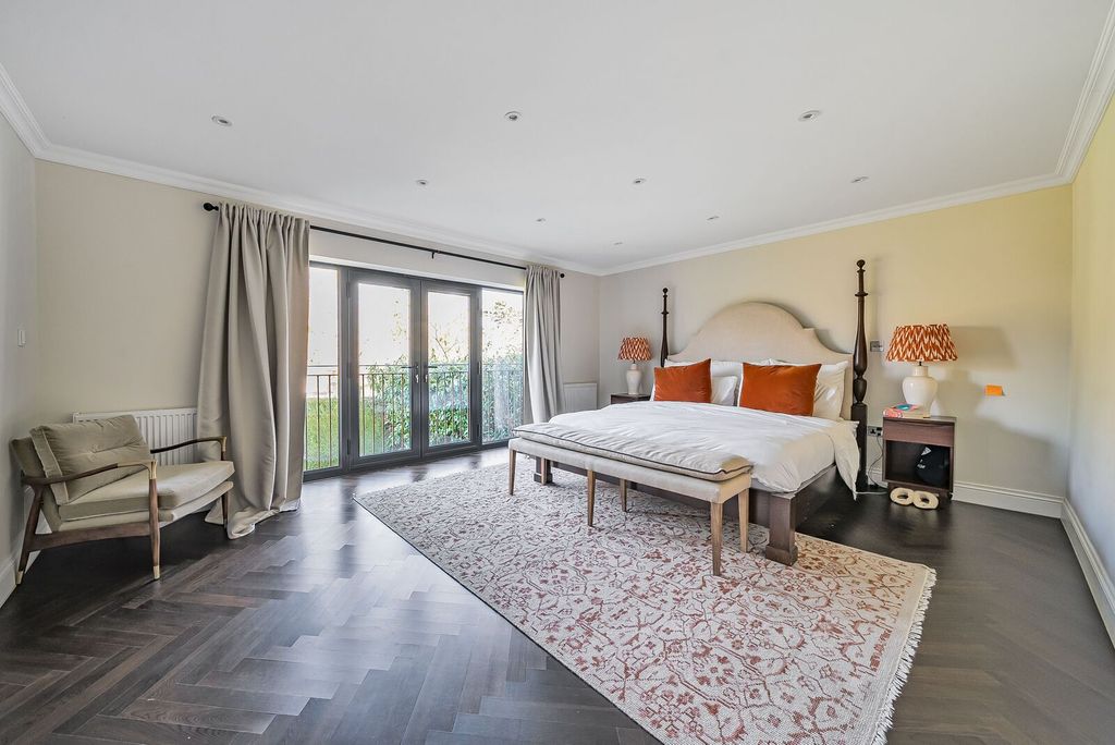 Additional image 5 of 7 bed detached house for saleRanmore Avenue, Shirley, Croydon CR0