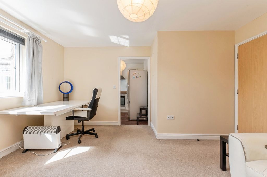 Property photo 1 of 14 Photo