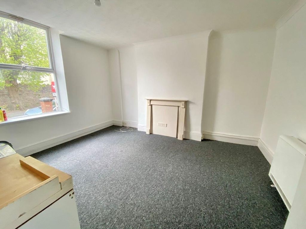 Additional image 6 of 1 bed flat to rentThurlow Road, Torquay TQ1