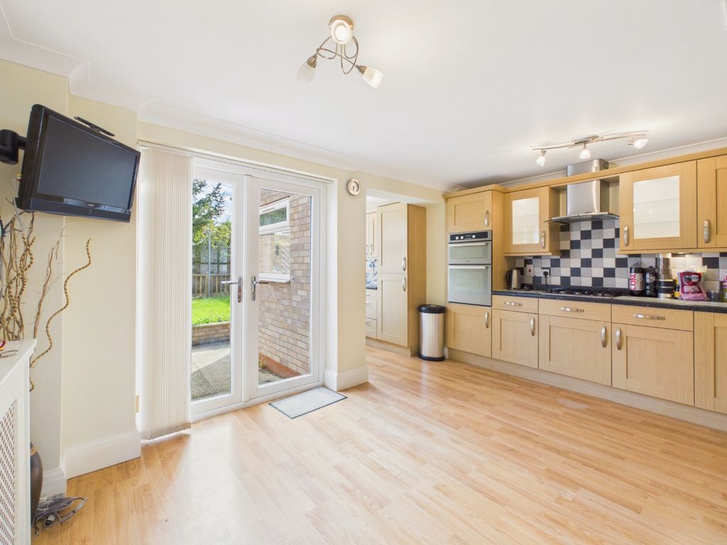 Property photo 3 of 10 5503257
