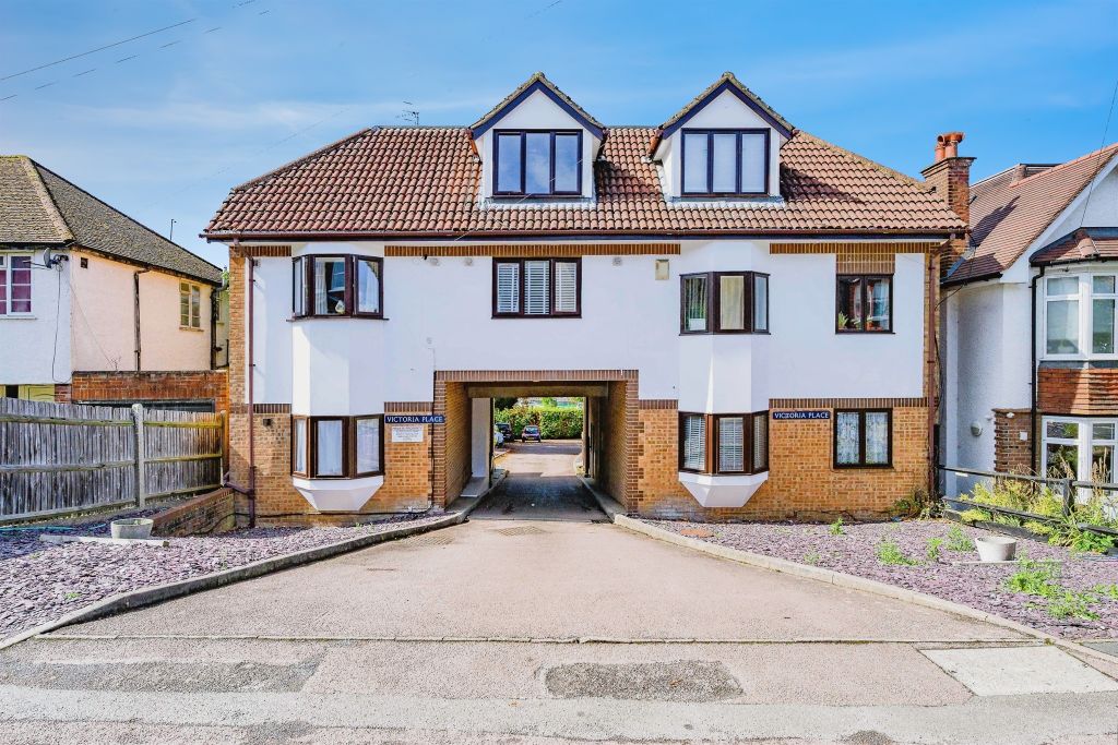 Property photo 1 of 12