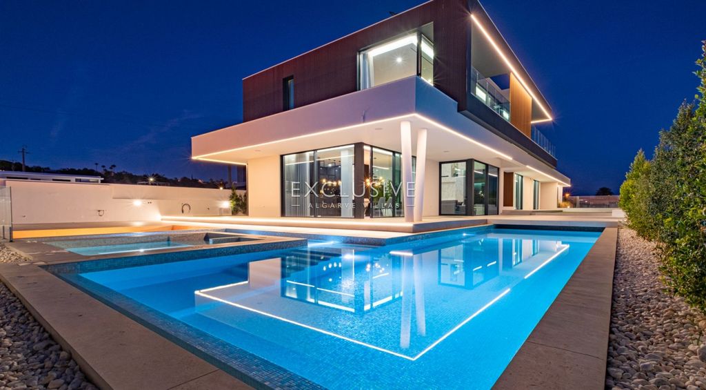 Property photo 1 of 39