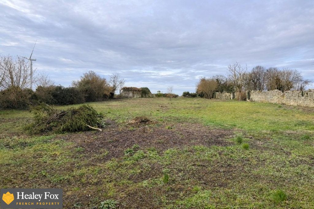 Property photo 3 of 41 3696A7152d69ee