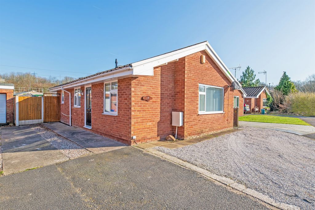 Property photo 1 of 15 (Main)