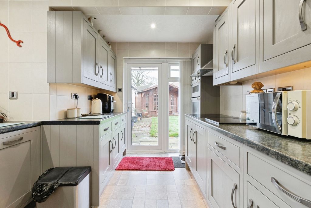 Property photo 3 of 20 Pbox-Img.Jpg