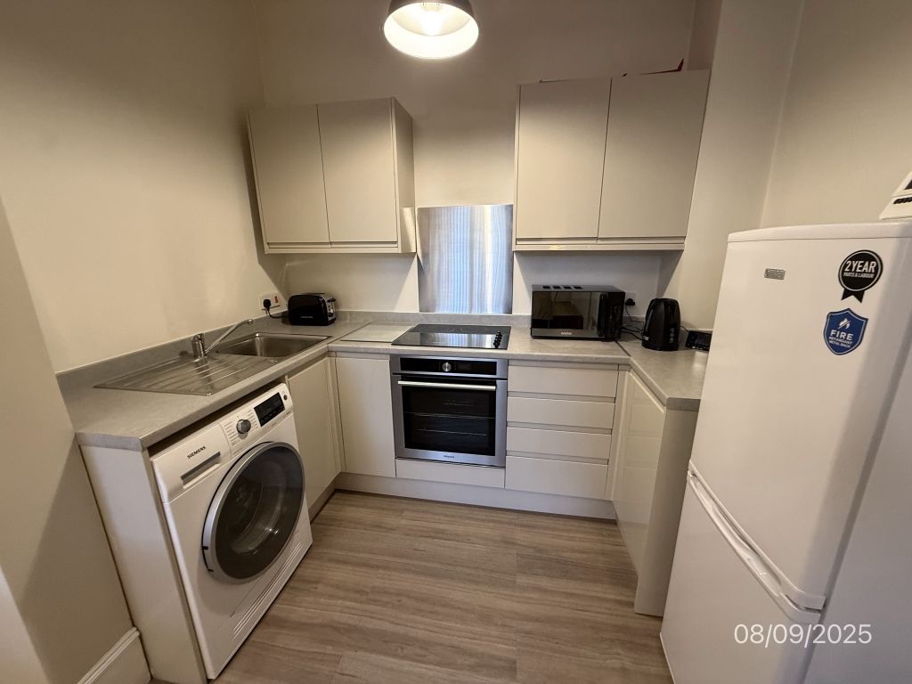 Property photo 2 of 9 Open Plan Lounge/Kit