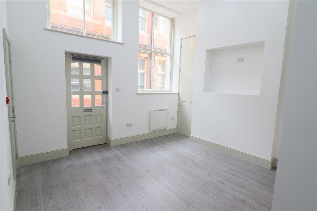 Property photo 3 of 10 Img_8141.Jpg