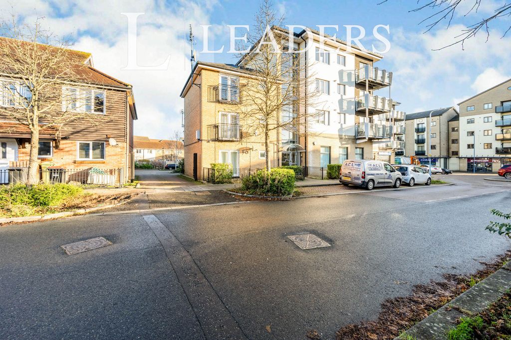 Property photo 1 of 14 Akl_8254