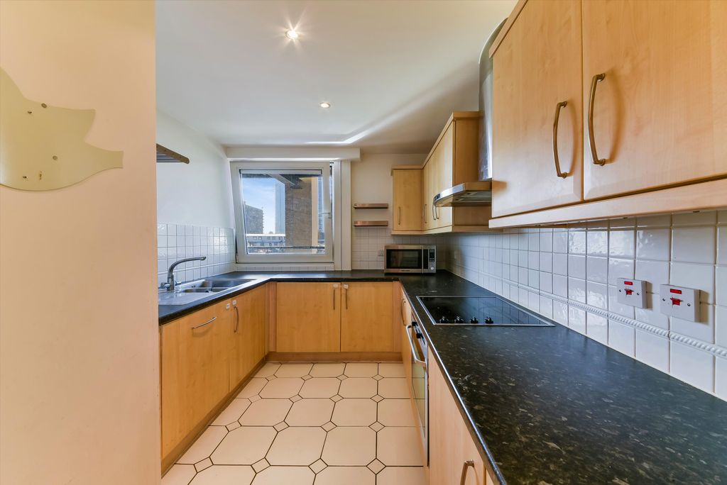 Property photo 2 of 10 Image