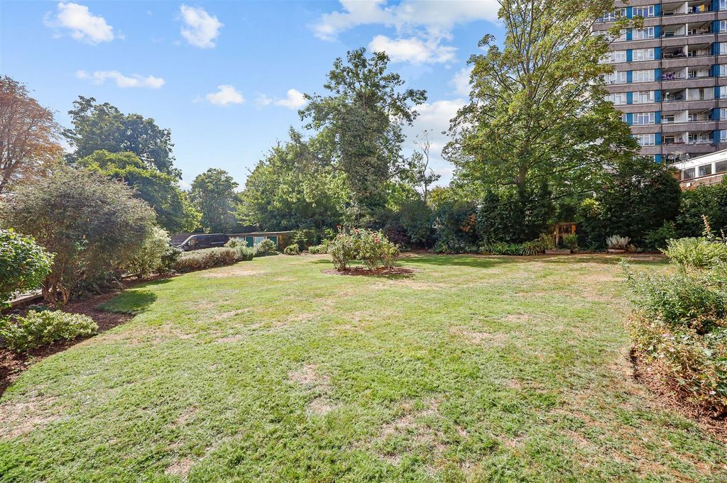 Property photo 3 of 15