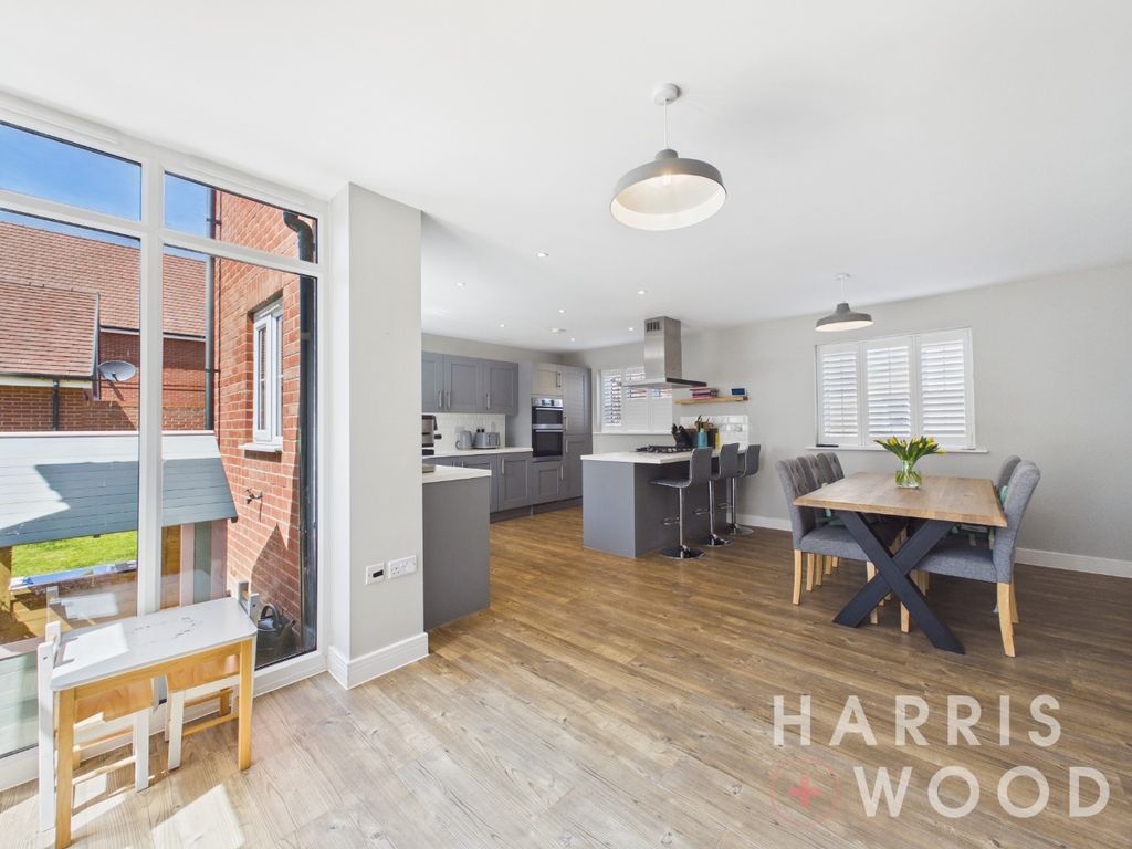 Property photo 3 of 43 5162936