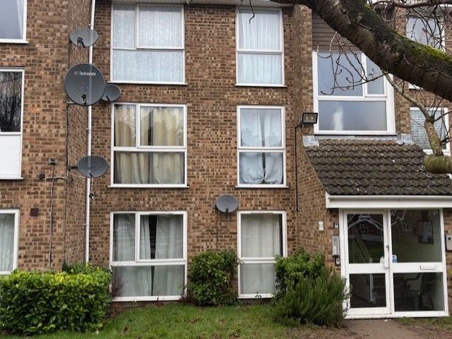 Property photo 1 of 8
