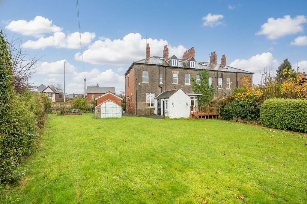 Property photo 2 of 55