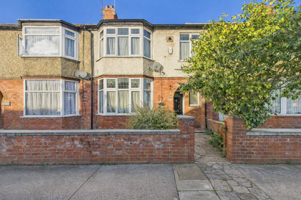 Property photo 1 of 17