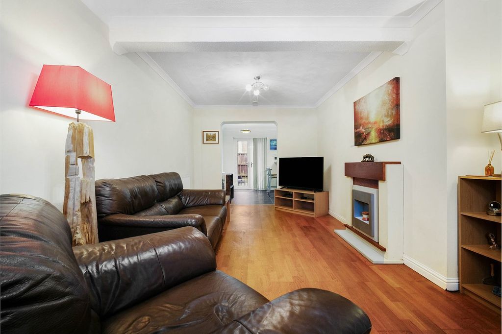 Property photo 3 of 21