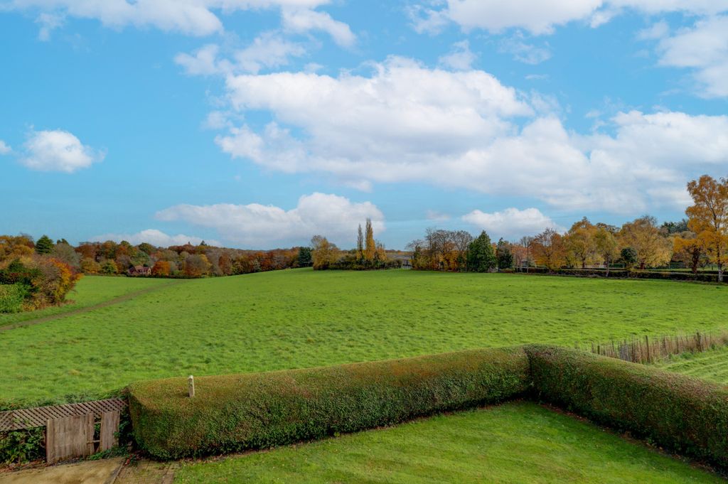 Property photo 3 of 20 Picture No. 21