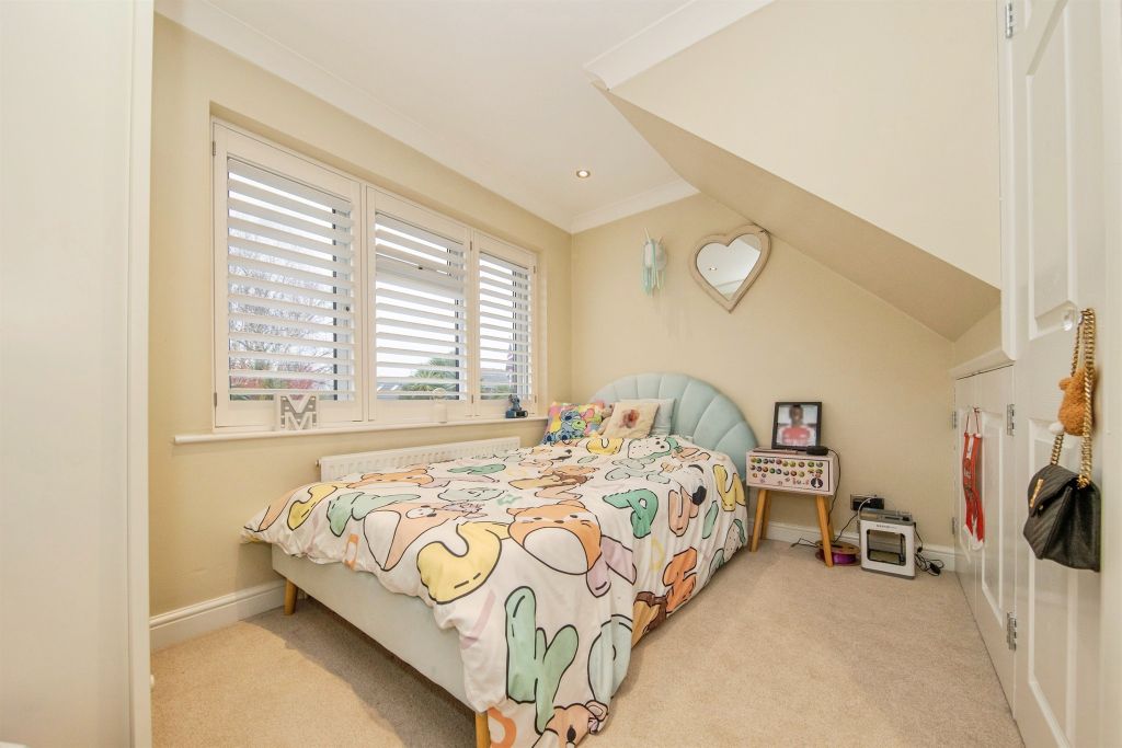 Additional image 15 of 5 bed semi-detached house for saleGordon Way, Harwich CO12