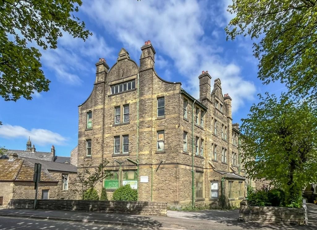 Property photo 1 of 9 Photo 8