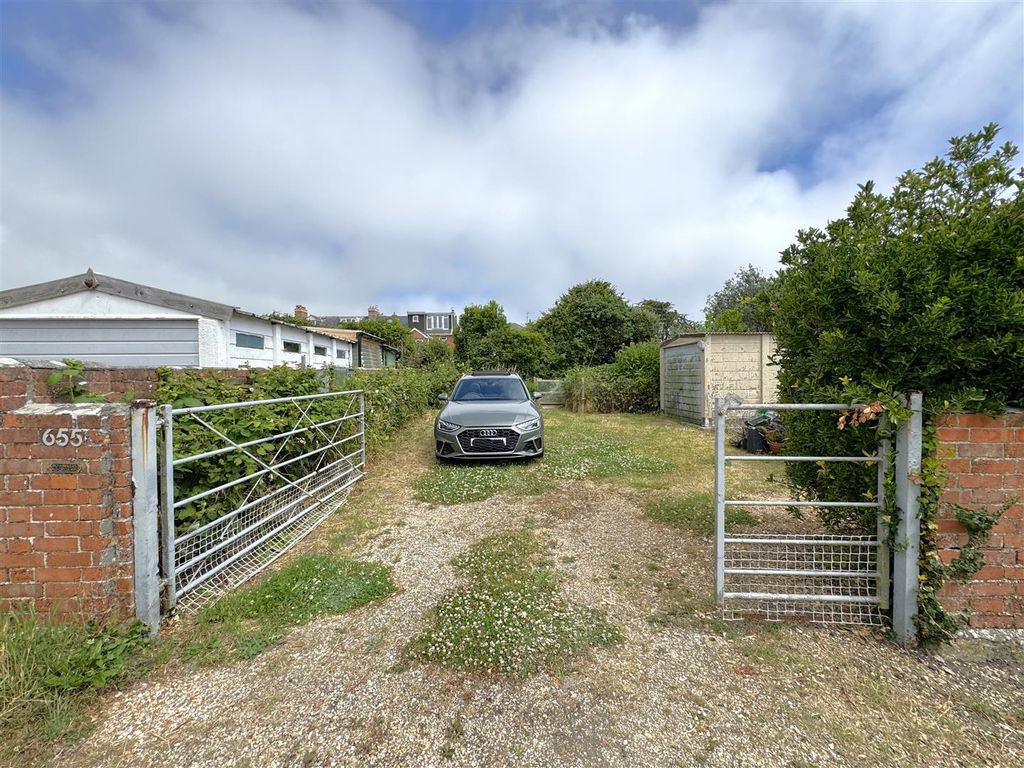 Property photo 3 of 27 20.Jpeg