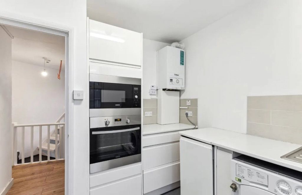 Property photo 3 of 11 Picture No. 11