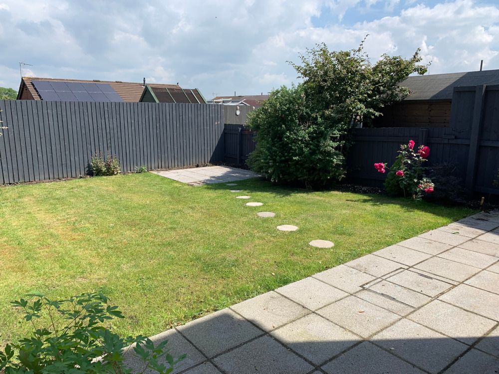 Property photo 2 of 7 Garden Bridgend Cf31