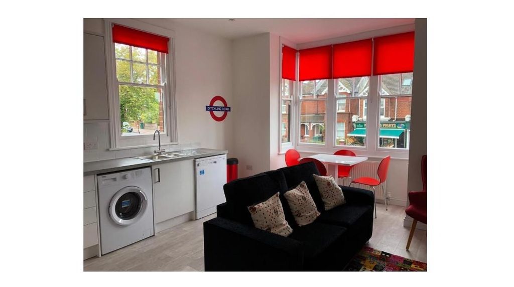 Property photo 2 of 15 4622891