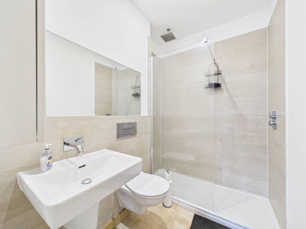 Additional image 8 of 2 bed flat for saleWalsworth Road, Hitchin SG4