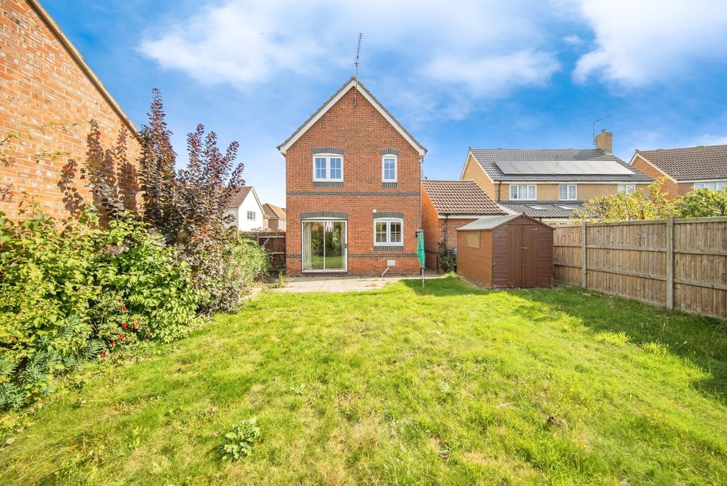Property photo 2 of 17 Photo