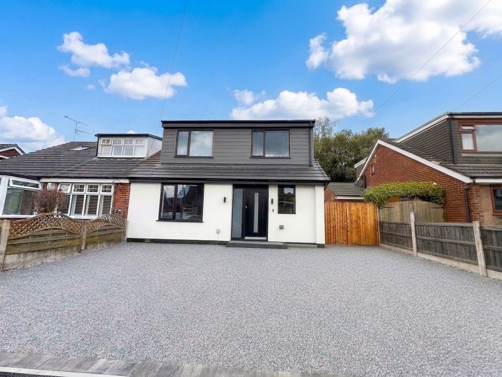 Property photo 2 of 31