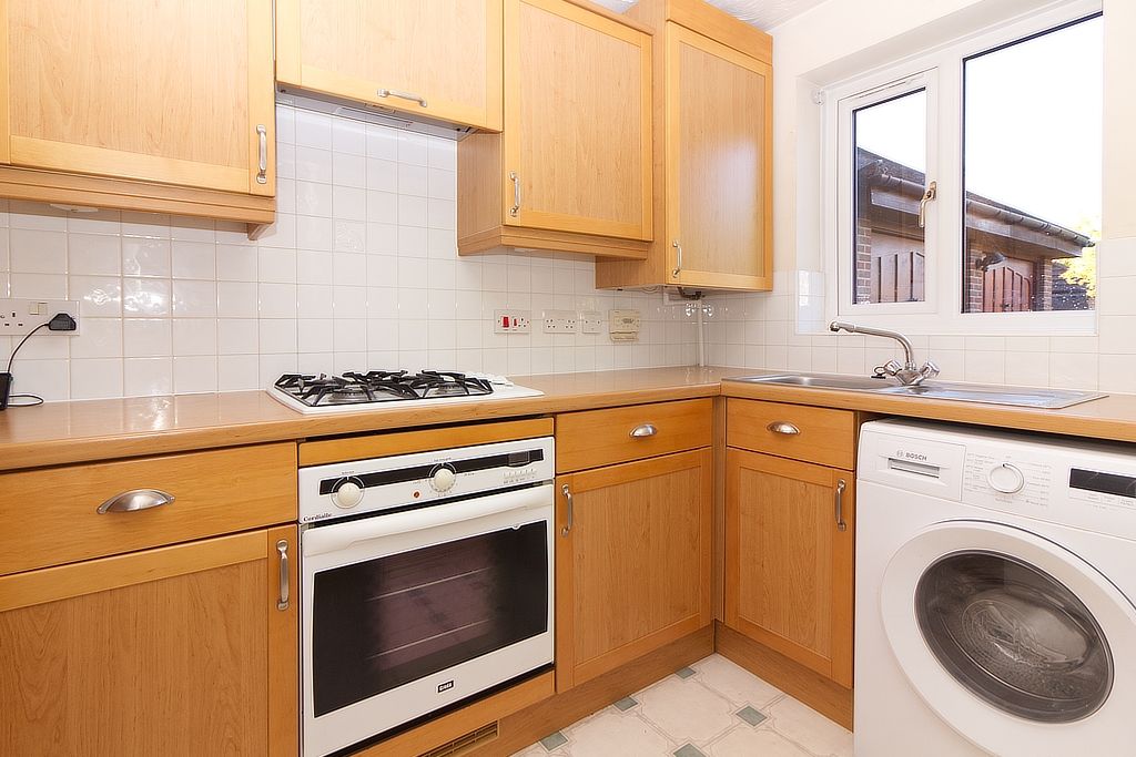 Property photo 2 of 11