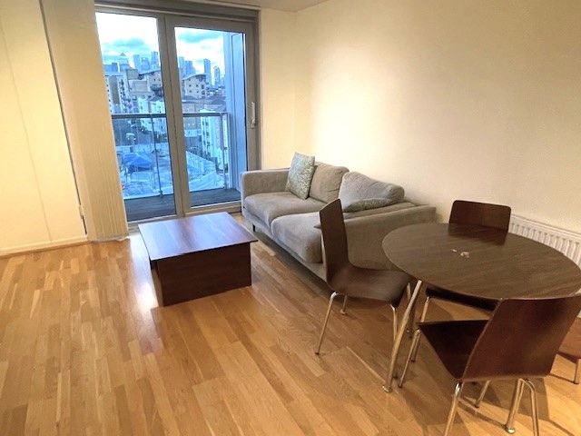 Property photo 2 of 21