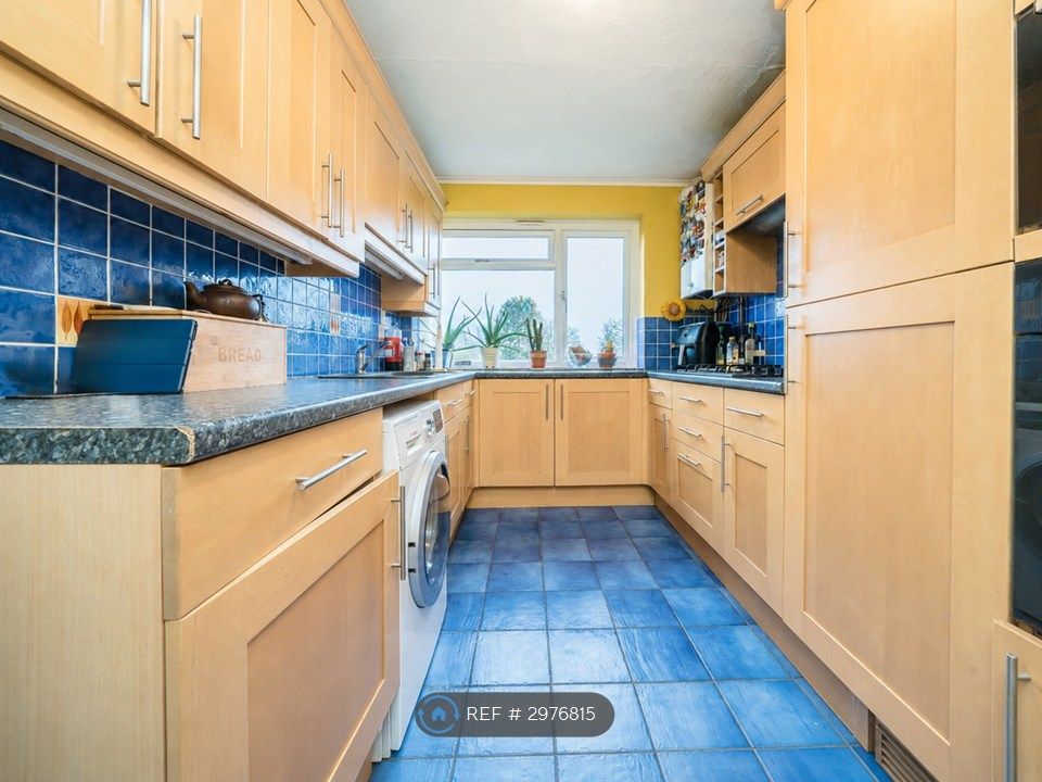 Property photo 3 of 4