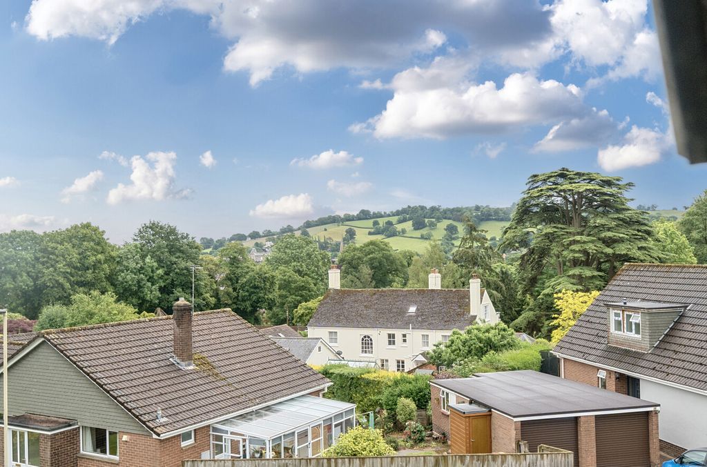 Property photo 2 of 23 2 - 1304488-10-6841Bf...