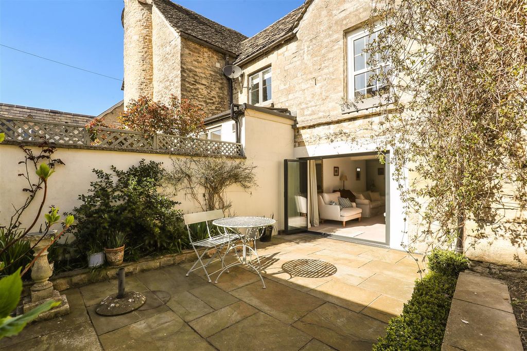 Property photo 3 of 22 Ph15_5824622.Jpg