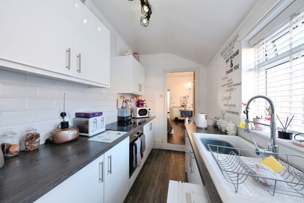 Property photo 2 of 13 Pbox-Img.Jpg